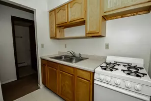 215 Lindell, Normal, IL 61761 - Photo 9