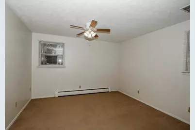 215 Lindell, Normal, IL 61761 - Photo 7