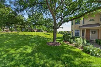 514 Palm Court #A, Crystal Lake, IL 60014 - Photo 1