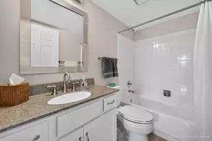 514 Palm Ct, Crystal Lake, IL 60014 - Photo 11