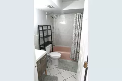 [Address not provided], Niles, IL 60714 - Photo 9