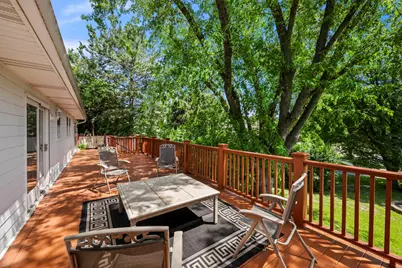 881 Woodhollow Lane, Buffalo Grove, IL 60089 - Photo 19