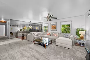 881 Woodhollow Ln, Buffalo Grove, IL 60089 - Photo 3
