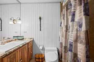 881 Woodhollow Ln, Buffalo Grove, IL 60089 - Photo 15