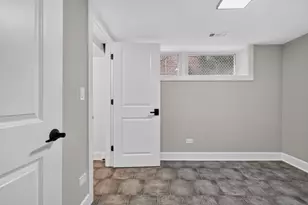 452 W 104th St, Chicago, IL 60628 - Photo 35