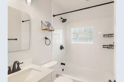 110 E 56th Street, Westmont, IL 60559 - Photo 11