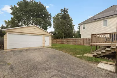 110 E 56th Street, Westmont, IL 60559 - Photo 17