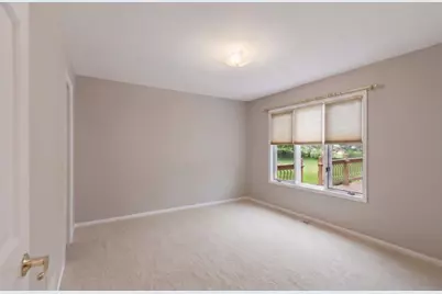 1413 Annie Lane, Libertyville, IL 60048 - Photo 11