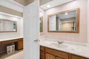 1413 Annie Ln, Libertyville, IL 60048 - Photo 17