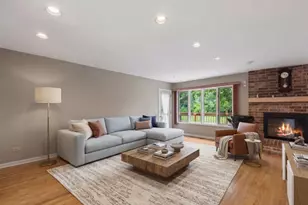 1413 Annie Ln, Libertyville, IL 60048 - Photo 13