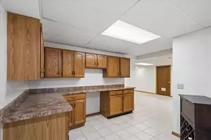 1413 Annie Ln, Libertyville, IL 60048 - Photo 25