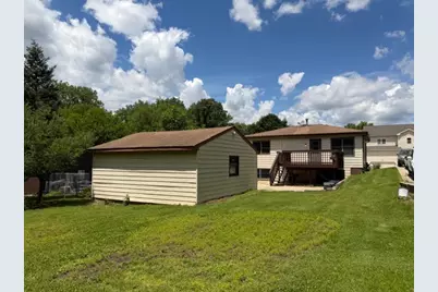 907 Houston Avenue, Elgin, IL 60120 - Photo 11