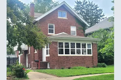 312 W White Street, Champaign, IL 61820 - Photo 1