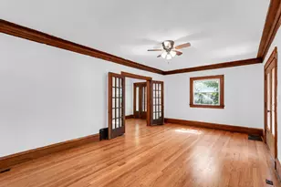 312 W White St, Champaign, IL 61820 - Photo 7