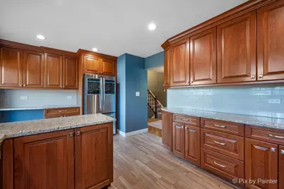 1341 W Sturbridge Drive, Hoffman Estates, IL 60192 - Photo 11