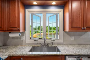 1341 W Sturbridge Dr, Hoffman Estates, IL 60192 - Photo 7