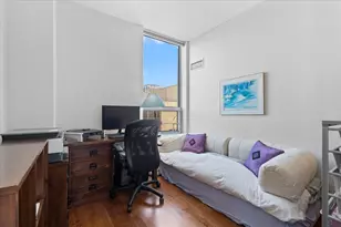330 W Grand Ave, Chicago, IL 60654 - Photo 15