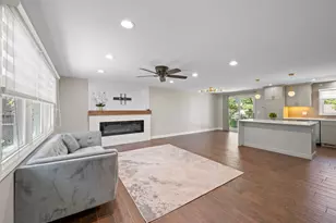 600 S Springinsguth Rd, Schaumburg, IL 60193 - Photo 7