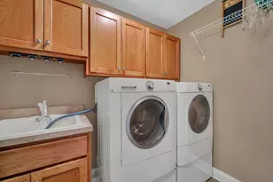 529 E Hunter Ln, Minooka, IL 60447 - Photo 29