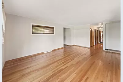 11115 Martindale Drive, Westchester, IL 60154 - Photo 9
