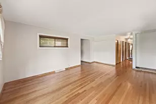 11115 Martindale Dr, Westchester, IL 60154 - Photo 9