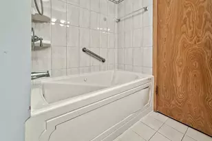 11115 Martindale Dr, Westchester, IL 60154 - Photo 21