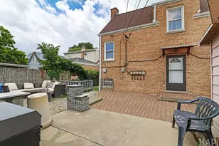 2735 N 73rd Ct, Elmwood Park, IL 60707 - Photo 23