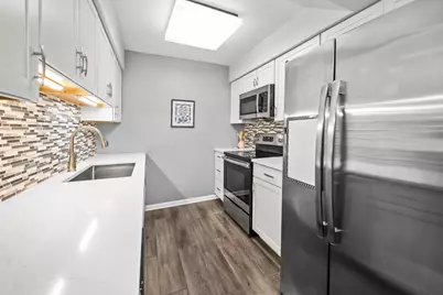 2333 Central Street #206, Evanston, IL 60201 - Photo 11