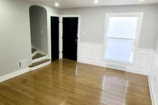 8822 S Kenwood Ave, Chicago, IL 60619 - Photo 5