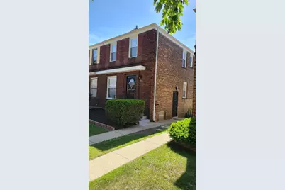 8822 S Kenwood Avenue, Chicago, IL 60619 - Photo 1
