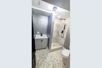8822 S Kenwood Avenue, Chicago, IL 60619 - Photo 19