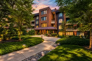 1401 Burr Oak Rd, Hinsdale, IL 60521 - Photo 1
