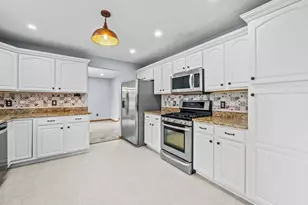 1017 Northwestern Ave, Davis Junction, IL 61020 - Photo 11
