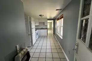 1440 S 49th Ave, Cicero, IL 60804 - Photo 9