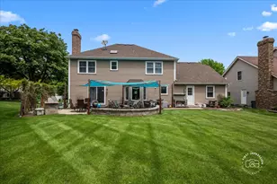 25W185 Setauket Ave, Naperville, IL 60540 - Photo 31