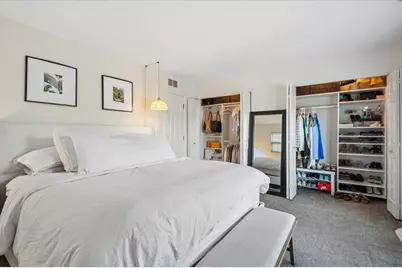 667 W Division Street #3C, Chicago, IL 60610 - Photo 15