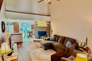 2708 Deer Ct, Ottawa, IL 61350 - Photo 3