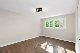 1005 Carlton Ln, Schaumburg, IL 60193 - Photo 17