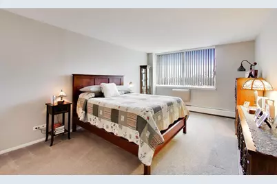 40 N Tower Road #4F, Oak Brook, IL 60523 - Photo 11