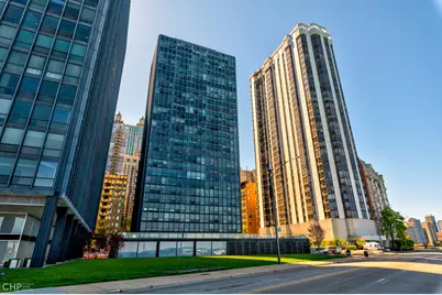 910 N Lake Shore Drive #2518, Chicago, IL 60611 - Photo 21