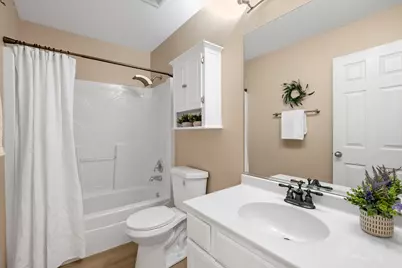 896 Cherry Creek Drive, Grayslake, IL 60030 - Photo 15
