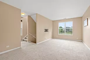 896 Cherry Creek Dr, Grayslake, IL 60030 - Photo 11