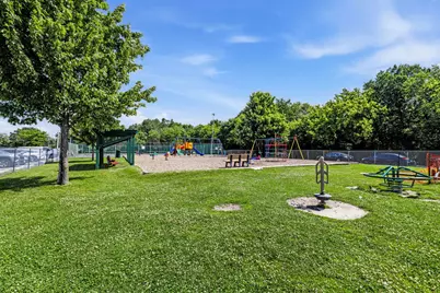 9411 Bay Colony Drive #1N, Des Plaines, IL 60016 - Photo 15