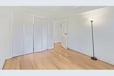9411 Bay Colony Drive #1N, Des Plaines, IL 60016 - Photo 5