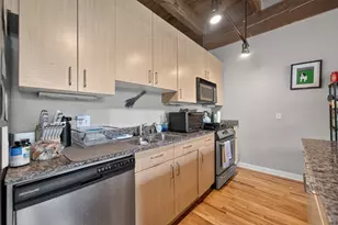 2201 W Wabansia Ave, Chicago, IL 60647 - Photo 9