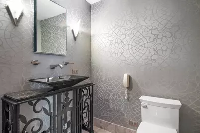 180 E Pearson Street #3707, Chicago, IL 60611 - Photo 27