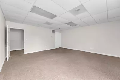 214 Main Street #2C, Woodstock, IL 60098 - Photo 3