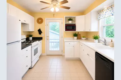 23W563 Woodworth Place, Roselle, IL 60172 - Photo 15