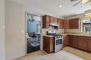 [Address not provided], Berwyn, IL 60402 - Photo 7