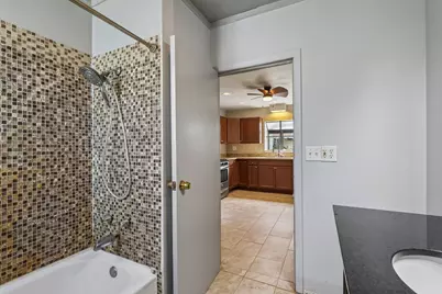[Address not provided], Berwyn, IL 60402 - Photo 11